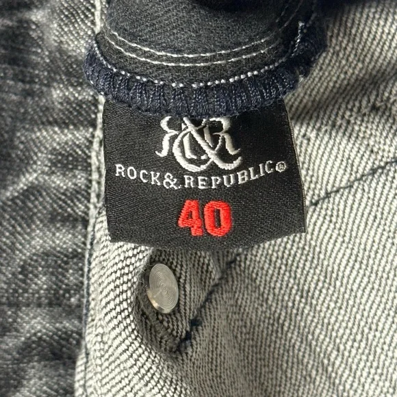 Rock & Republic size 40 waist black colored jeans great for any day wear.
